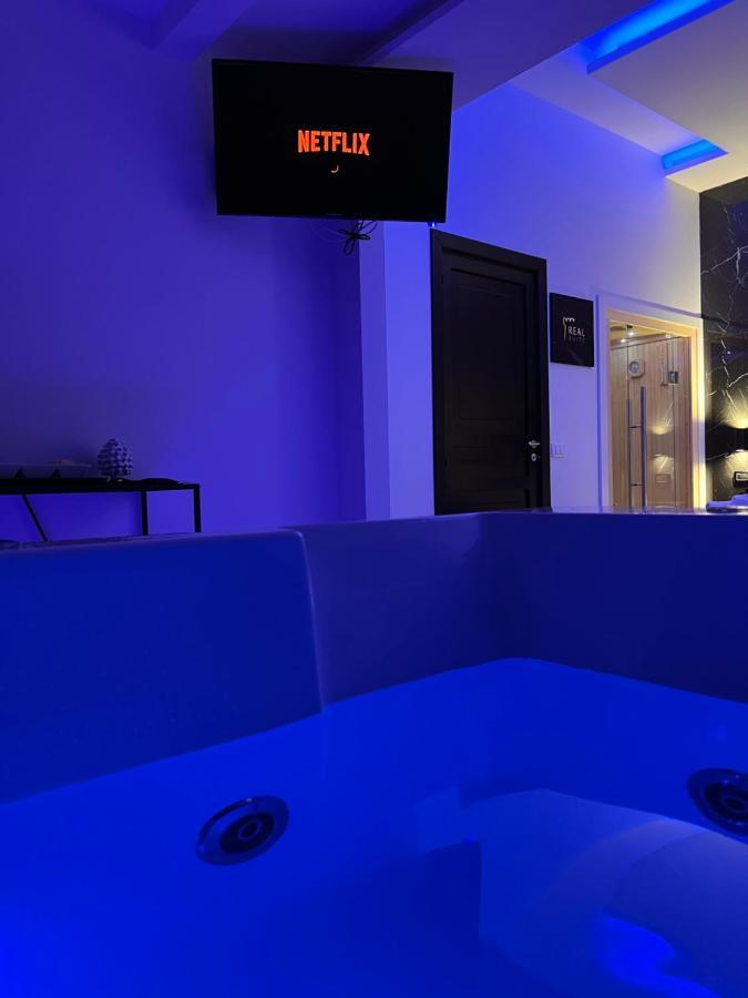 Real Suite Spa Palermo Exteriör bild