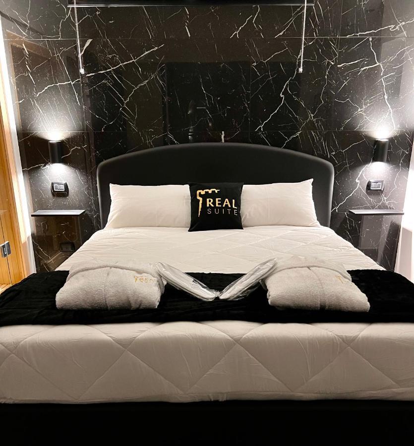 Real Suite Spa Palermo Exteriör bild